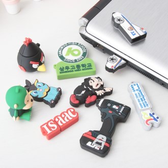 �Ͽ�� ĳ���� ���� USB 64GB